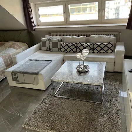 Appartamento Neumarkt Colonia